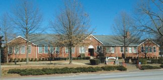 Fayetteville City Hall File Photo.