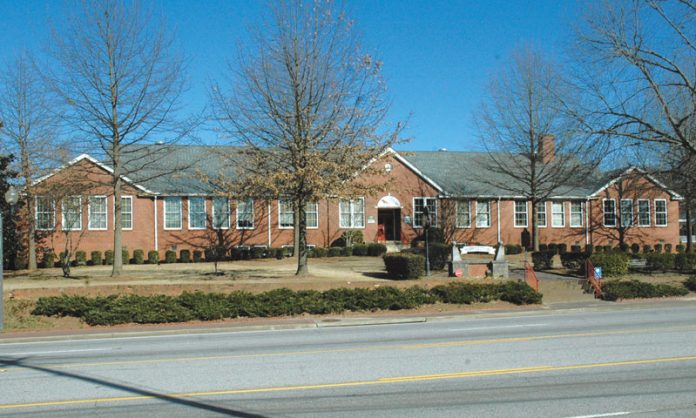 Fayetteville City Hall File Photo.