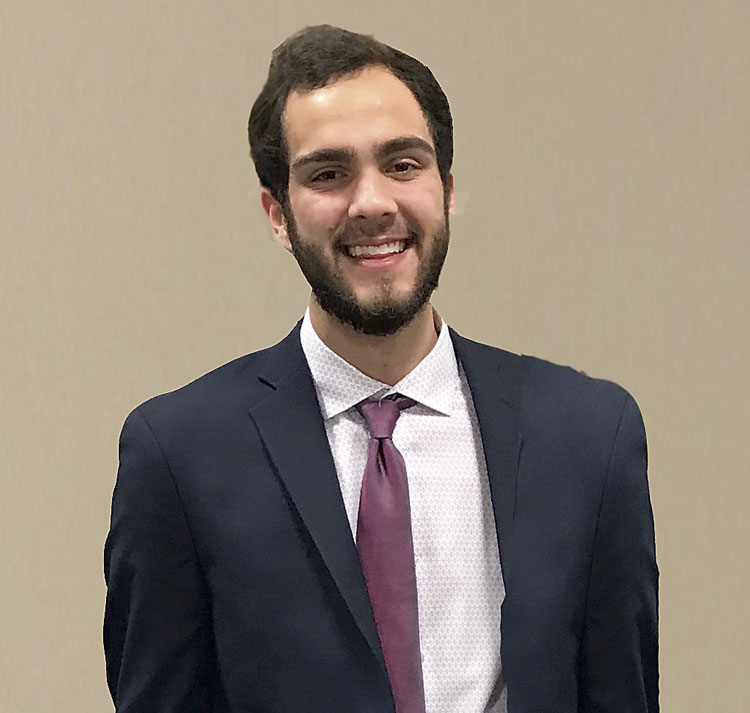 Whitewater student wins scholarship