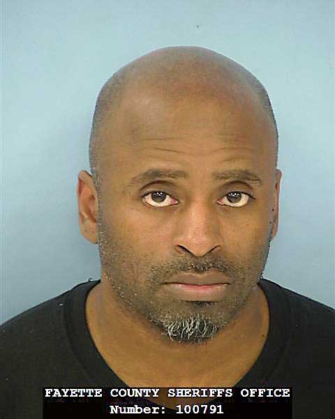 Bank robber pleads guilty, gets 21 years