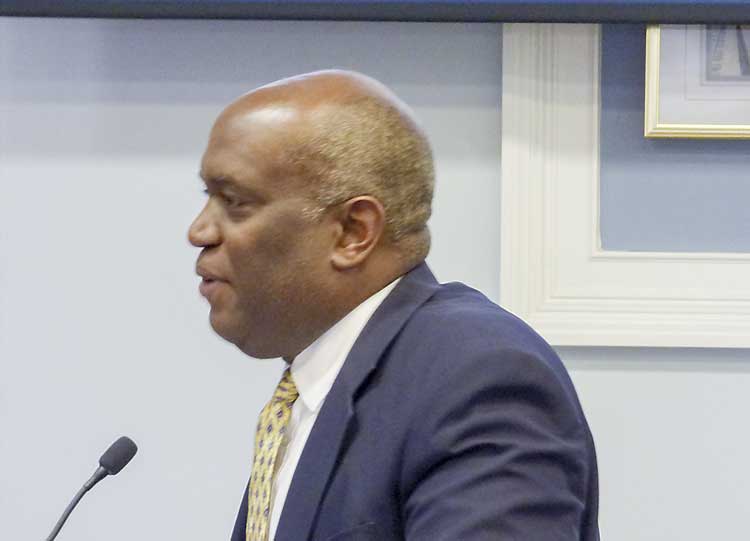 North Veterans Parkway completion set