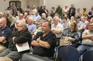 Senoia councilman scolds opponents of 356-home c...