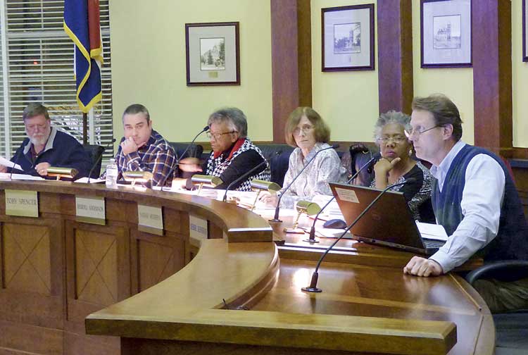 Fayetteville Planning board dishes out advice to...