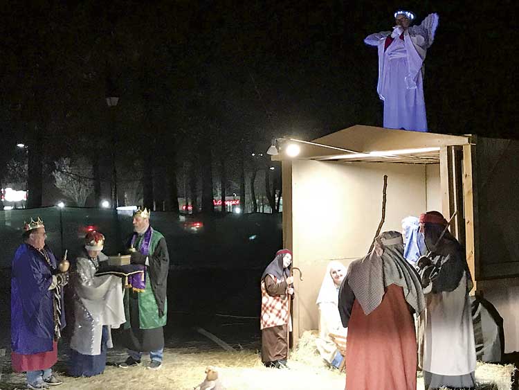 Cornerstone UMC produces 6th annual drive-thru n...