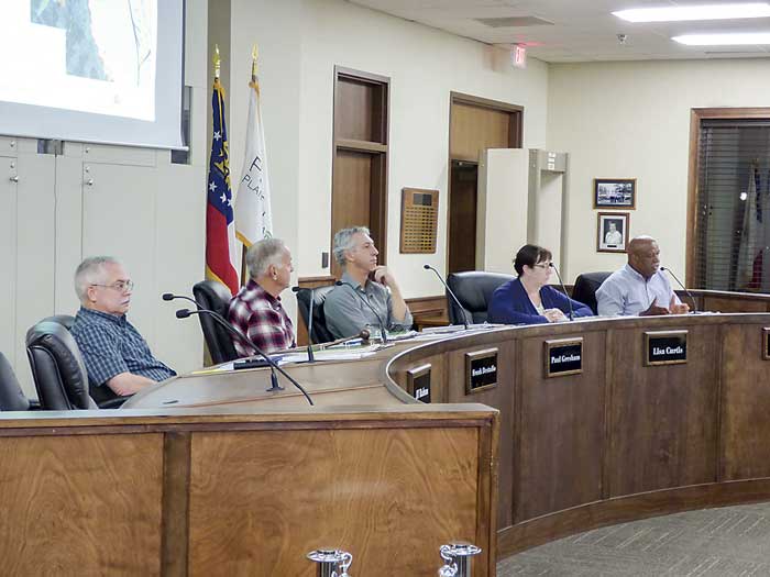 Peachtree City planners say no to $500K lakefron...