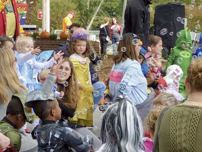 Great Pumpkin Festival bubbles over with fun