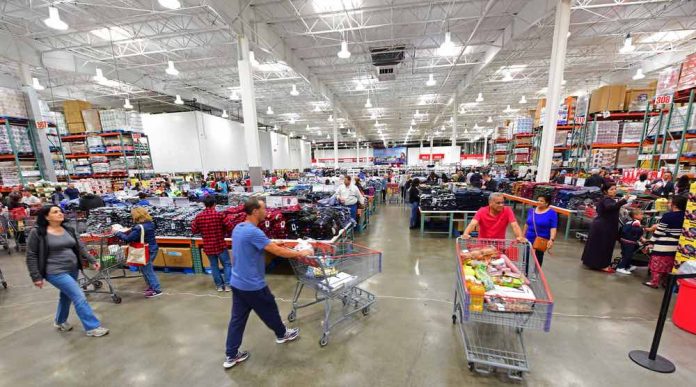 Interior of Costco in New York. Photo/Shutterstock.