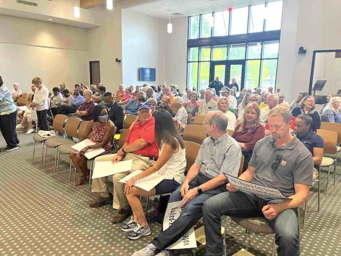 View of the crowd at Fayetteville City Hall for the City Council decision on annexing 412 acres for a data center. Photo/Ben Nelms.