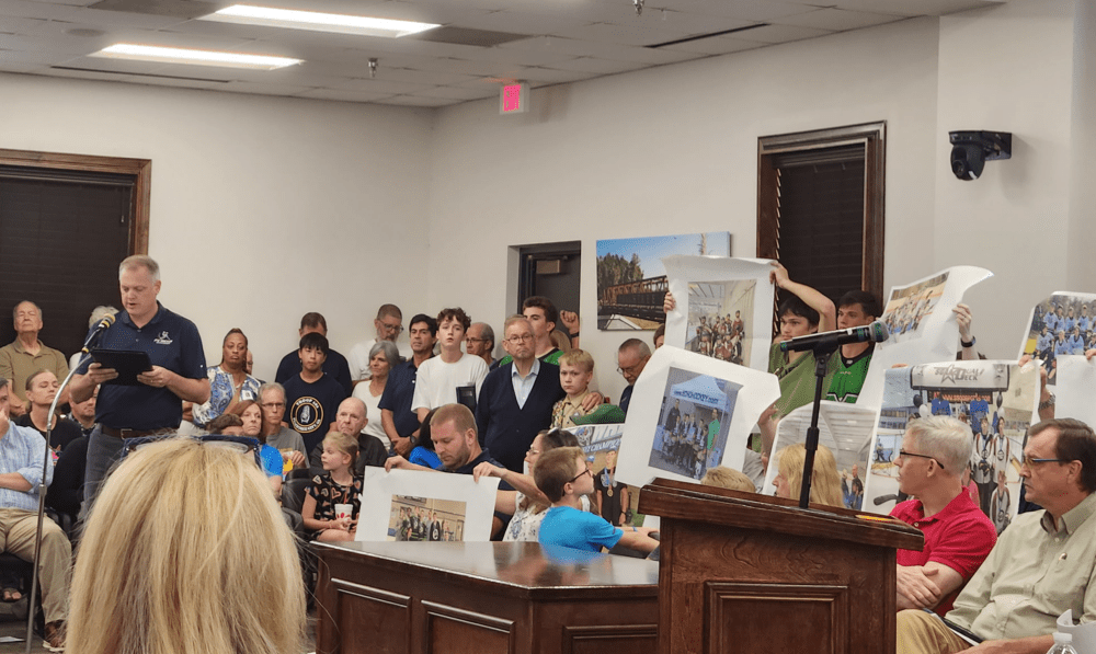 Pickleball debate fills Peachtree City Council c...