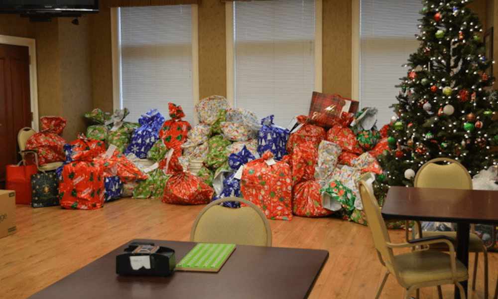 Santa Delivers Christmas to Local Seniors In Need
