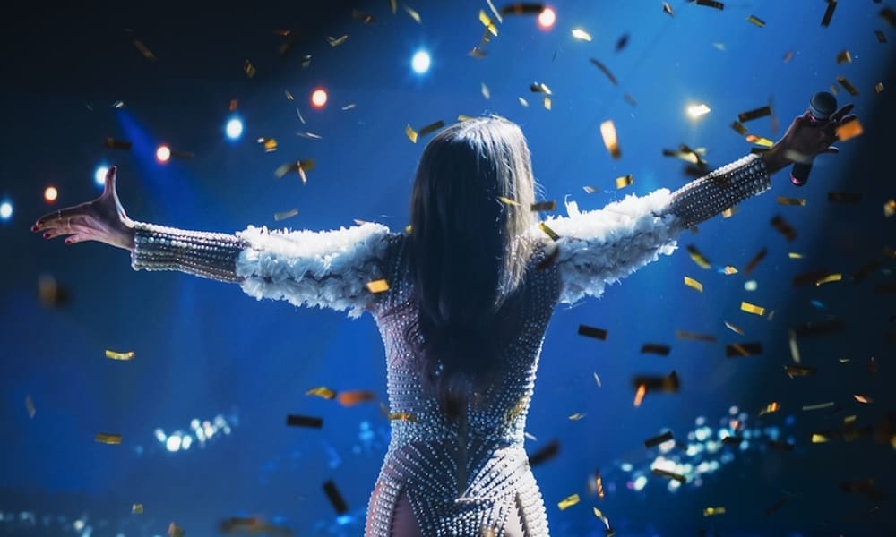 Behind Every Rock Star Is a Messy Story (and a B...