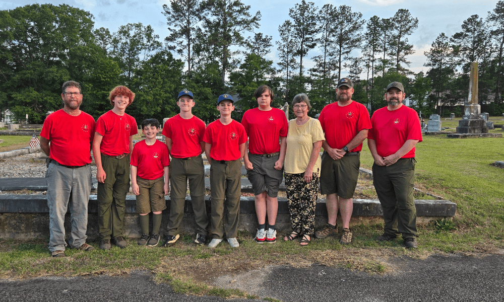 Senoia Scouts Place Flags at Veterans’ Graves Ah...