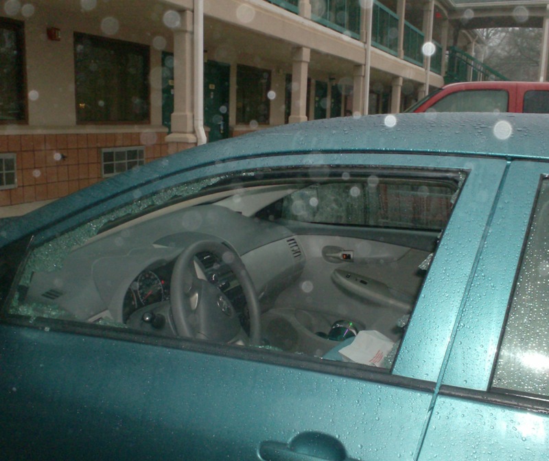 PTC cops make entering auto arrest