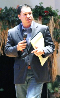 Judge talks to students about prom night safety