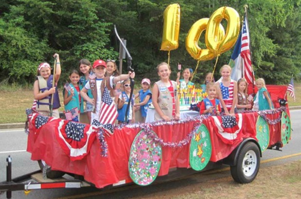 Parade registration underway