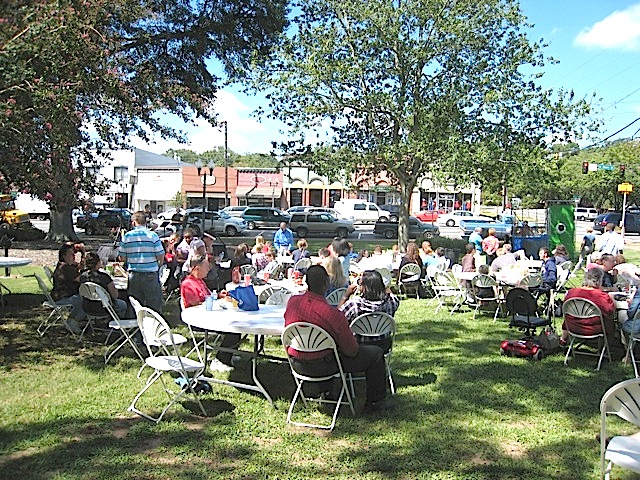 Lunch on the Lawn this Friday