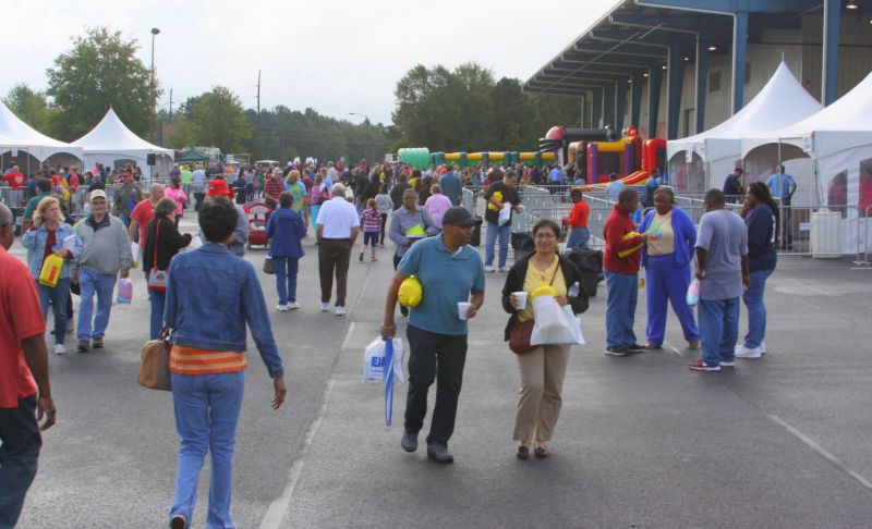 EMC hosts annual meeting