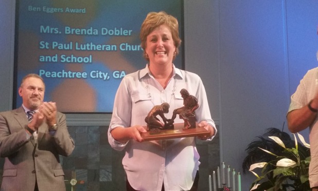 Teacher wins regional award