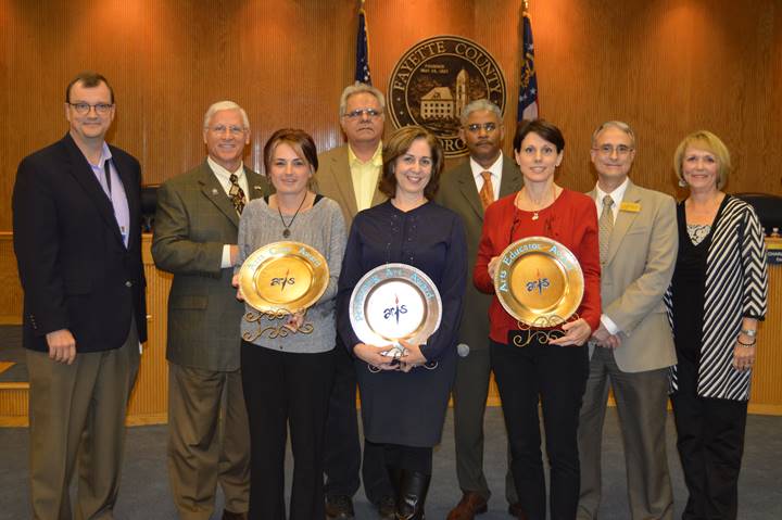 County presents art awards
