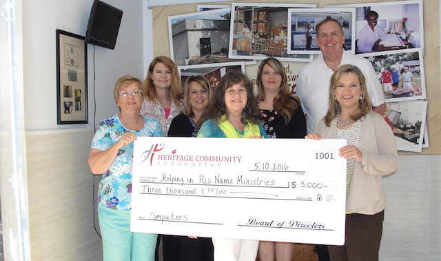 HCF presents grant to food pantry