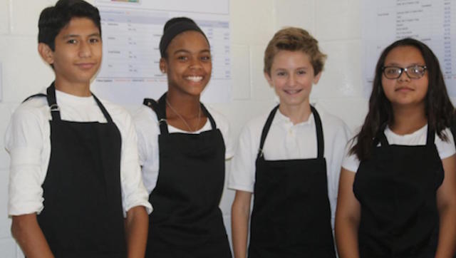 Flat Rock students swim with the sharks