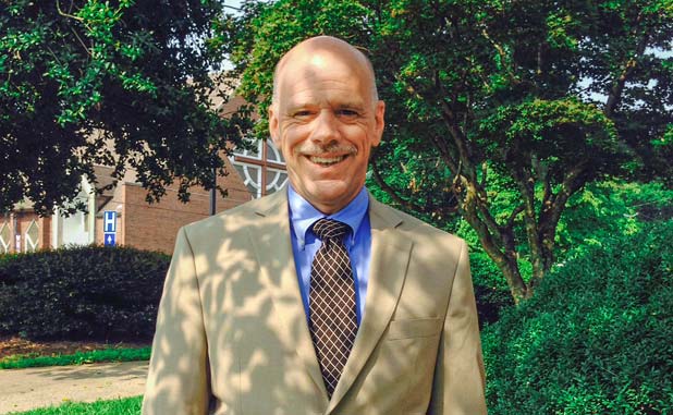 David Campbell takes helm as senior pastor at Fa...