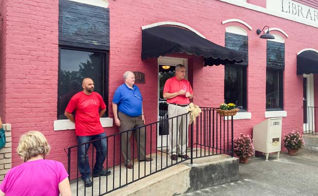 Brooks celebrates opening of renovated library