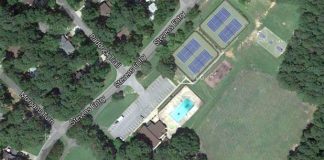 Aerial view of Glenloch Recreation Center.